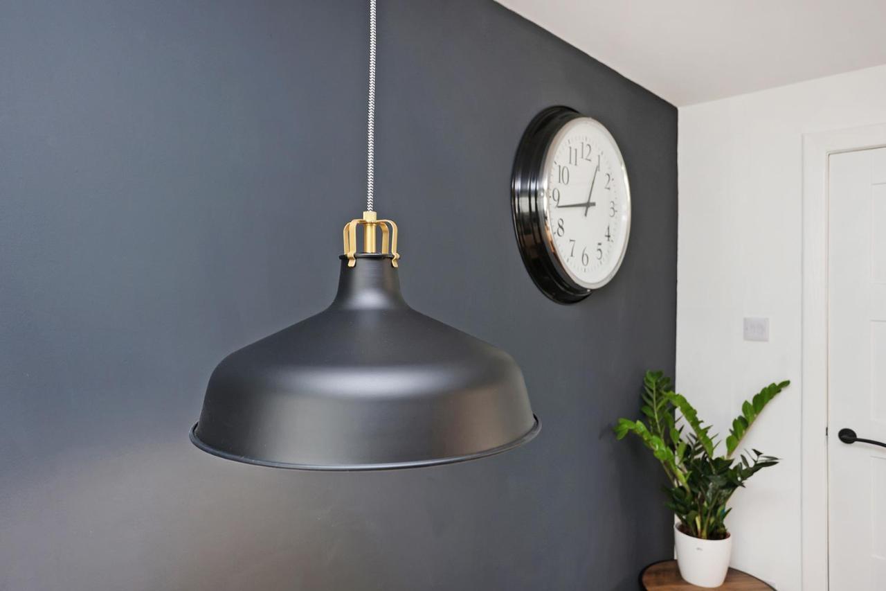 Joivy Contemporary Royal Mile Apartment With Balcony Edinburgh Luaran gambar